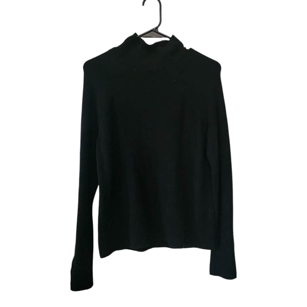 Banana Republic Sweater - Black, Size Small